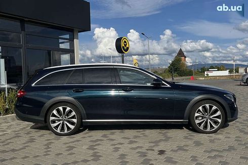 Mercedes-Benz E-Класс 2018 - фото 8