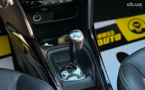 Peugeot 2008 2016 - фото 14