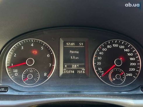 Volkswagen Touran 2012 - фото 26