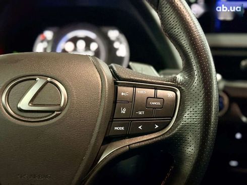 Lexus UX 2020 - фото 17