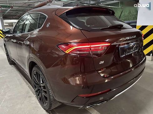 Maserati Levante 2021 - фото 9