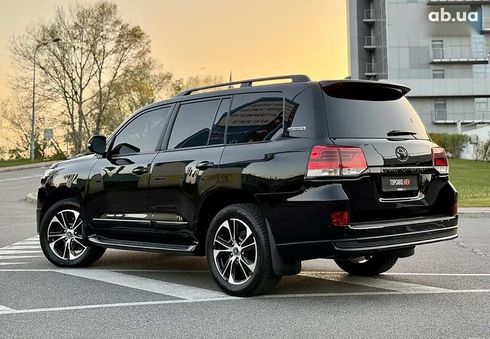 Toyota Land Cruiser 2020 - фото 9