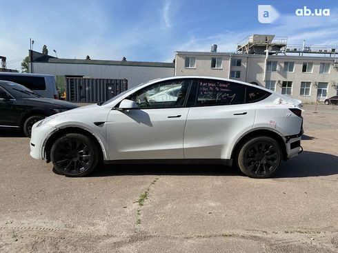 Tesla Model Y 2023 - фото 3