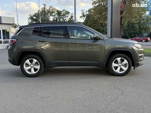 Jeep Compass 2019 - фото 8