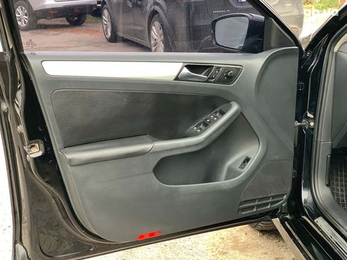 Volkswagen Jetta 2010 черный - фото 55