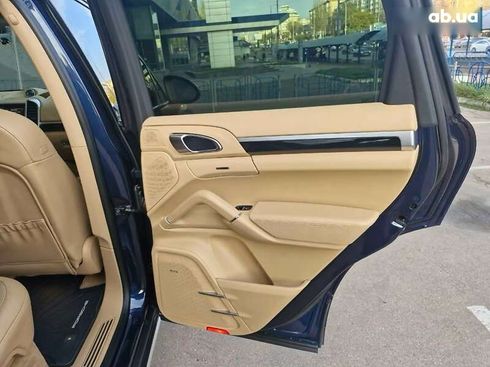 Porsche Cayenne 2013 - фото 24