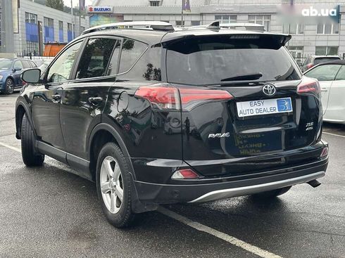 Toyota RAV4 2016 - фото 8