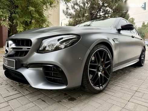 Mercedes-Benz E-Класс 2018 - фото 5