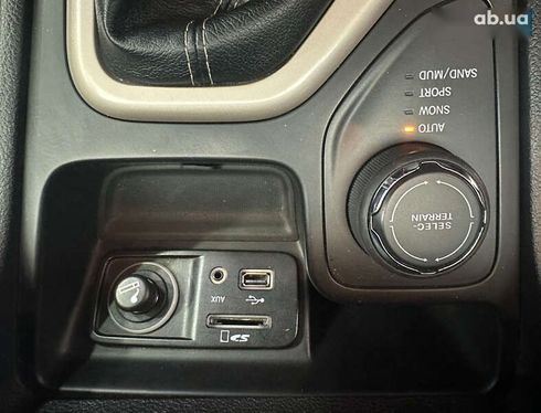 Jeep Cherokee 2016 - фото 22