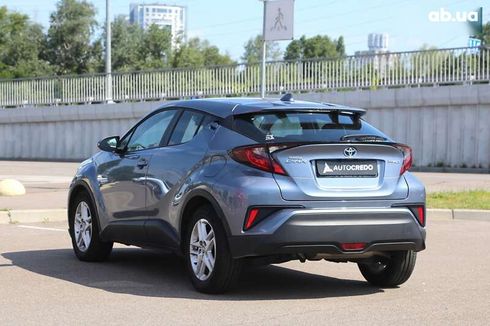 Toyota C-HR 2022 - фото 6