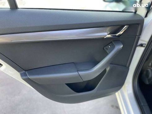 Skoda Octavia 2020 - фото 18