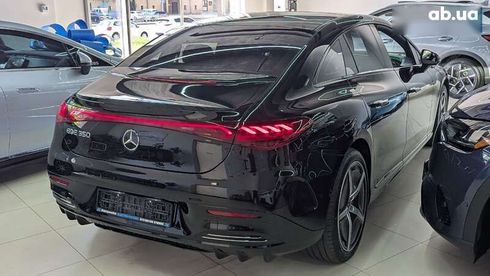 Mercedes-Benz EQE-Класс 2022 - фото 12
