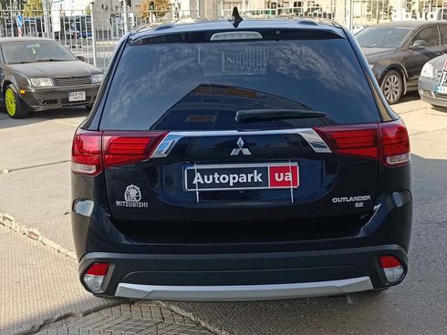 Mitsubishi Outlander 2017 черный - фото 5