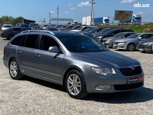 Skoda Superb 2012 серый - фото 12