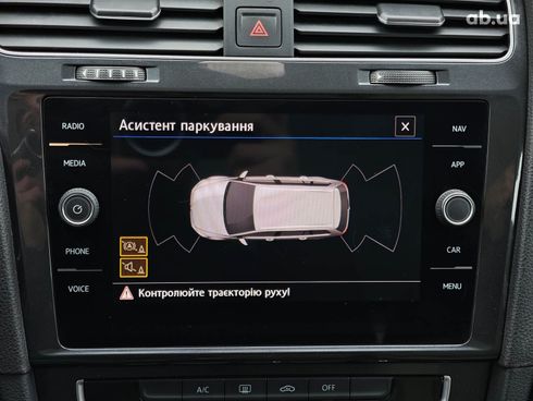 Volkswagen Golf 2019 белый - фото 135