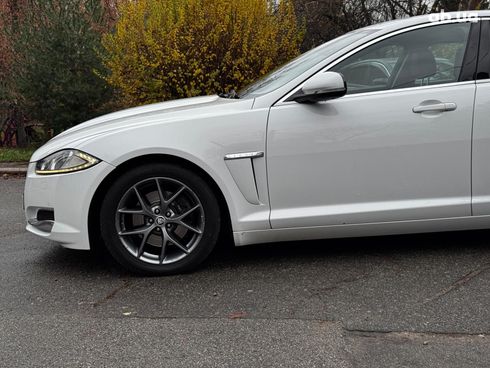 Jaguar XF 2013 белый - фото 20