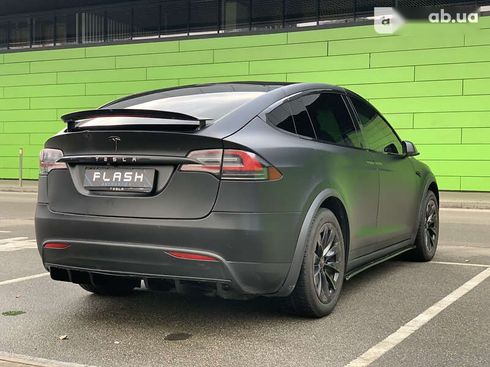 Tesla Model X 2017 - фото 12