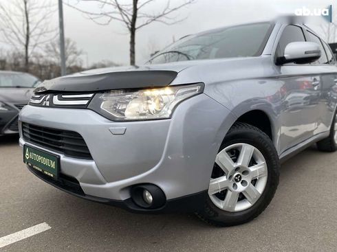 Mitsubishi Outlander 2012 - фото 14