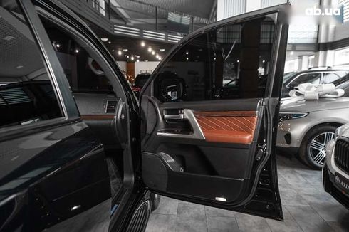 Toyota Land Cruiser 2018 - фото 29
