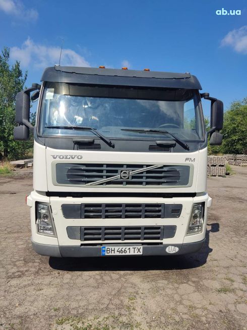 Volvo FM 9 2008 белый - фото 7