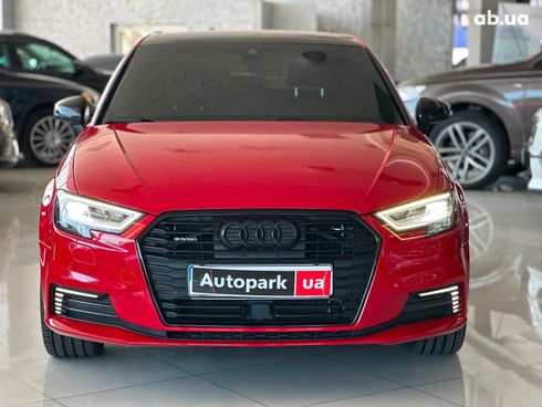 Audi A3 2017 красный - фото 2