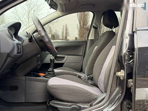Ford Fiesta 2007 - фото 11