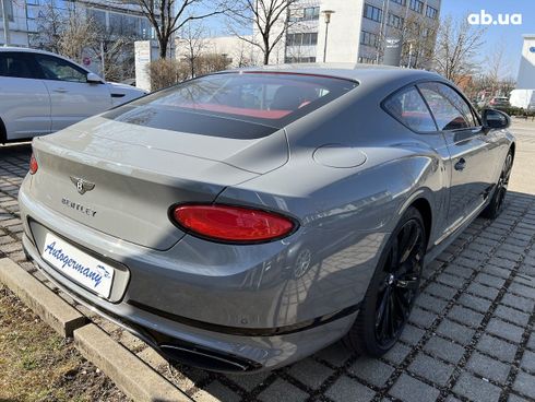 Bentley Continental GT 2022 - фото 44