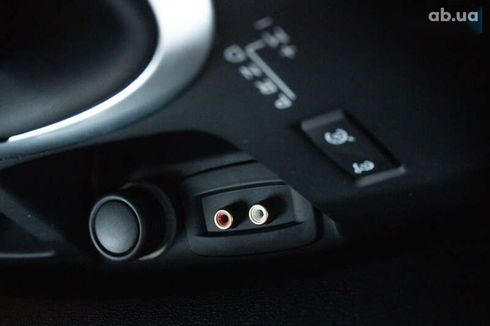 Renault Scenic 2009 - фото 26