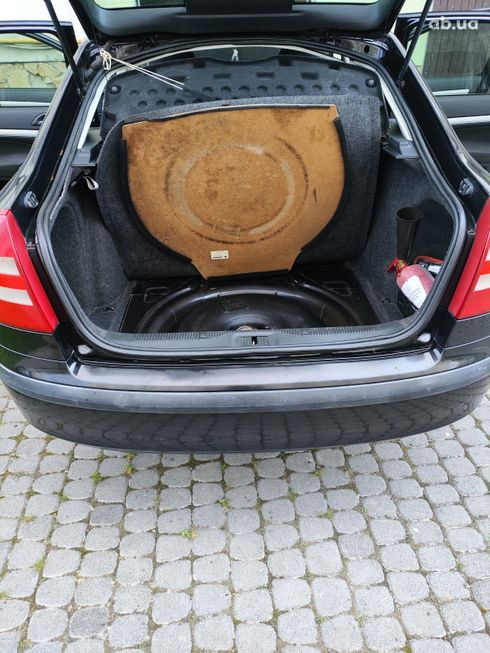 Skoda Octavia 2006 черный - фото 6