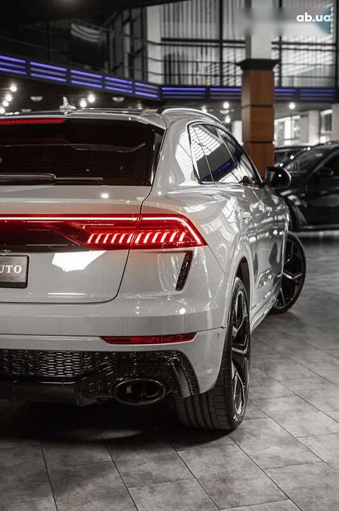 Audi RS Q8 2023 - фото 2