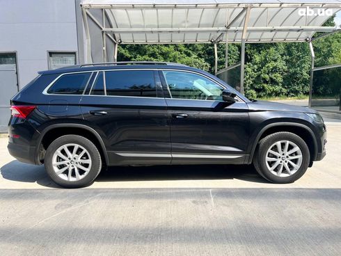 Skoda Kodiaq 2020 черный - фото 11