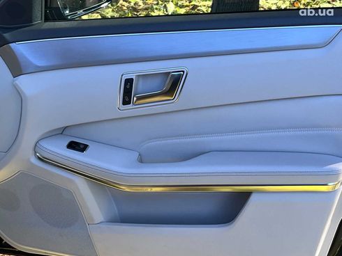 Mercedes-Benz E-Класс 2013 синий - фото 30