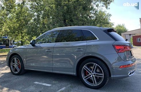 Audi SQ5 2018 - фото 17