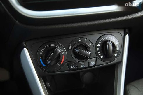 Suzuki SX4 2018 - фото 15