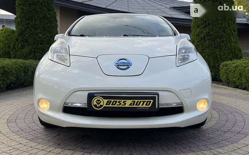 Nissan Leaf 2011 - фото 2