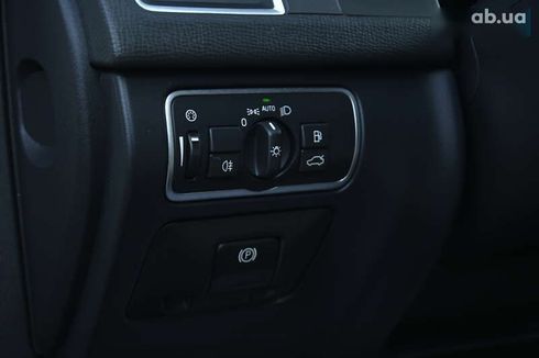 Volvo XC60 2017 - фото 24