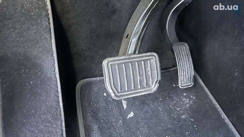 Tesla Model Y 2024 - фото 30