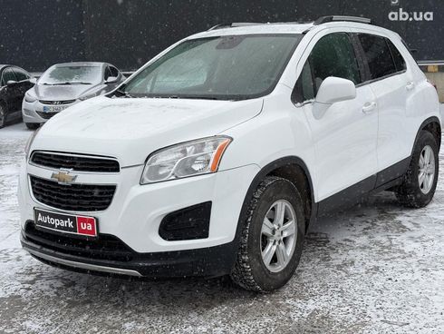 Chevrolet Trax 2016 белый - фото 4