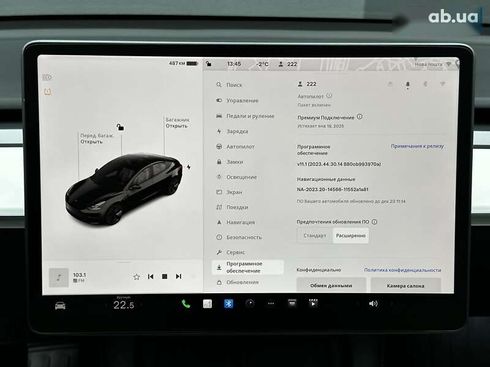 Tesla Model 3 2022 - фото 19