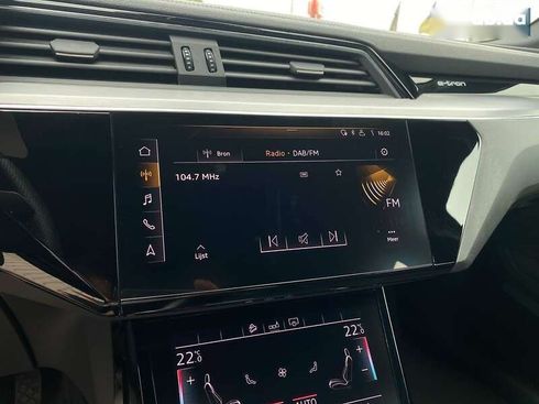 Audi E-Tron 2020 - фото 17