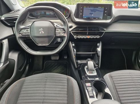 Peugeot e-2008 2020 черный - фото 6