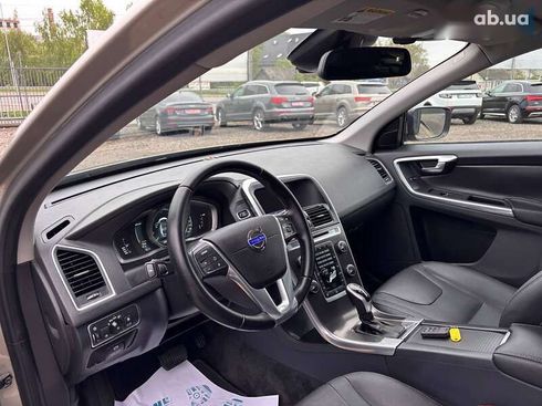 Volvo XC60 2015 - фото 15