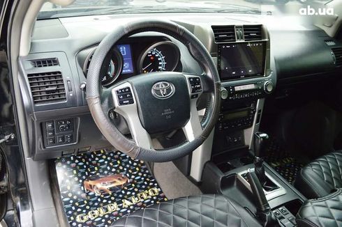 Toyota Land Cruiser Prado 2012 - фото 23