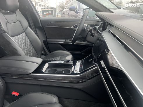 Audi A8 2021 - фото 35