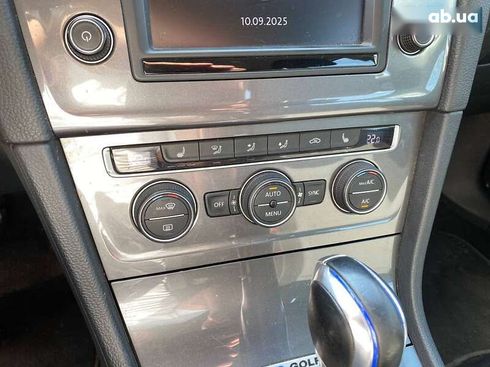 Volkswagen e-Golf 2016 - фото 15