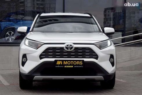 Toyota RAV4 2020 - фото 5