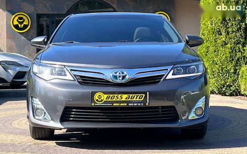 Toyota Camry 2013 - фото 2