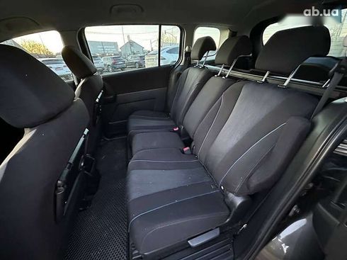 Mazda 5 2011 - фото 18