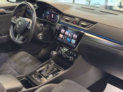 Skoda Superb 2019 - фото 29