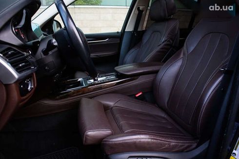 BMW X5 2015 - фото 11